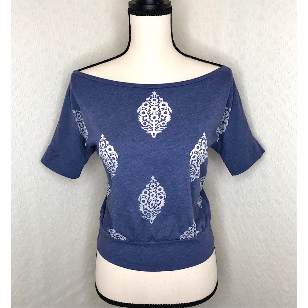 AEO🦅 Mandala Patterned Boatneck Top ~Size XS